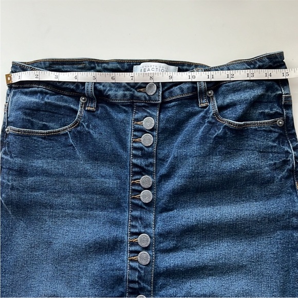 Kenneth Cole A-Line Denim Skirt with Buttons Stretch Dark Wash - Picture 5 of 7